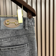 🛒🛒GUCCI 男士直筒休闲牛仔裤 现代时尚的剪裁设计,客供日本denim平纹棉质牛仔面料梭织生产.顶尖 🛒🛒GUCCI 男士直筒休闲牛仔裤 现代时尚的剪裁设计,客供日本denim平纹棉质牛仔面料梭织生产.顶尖