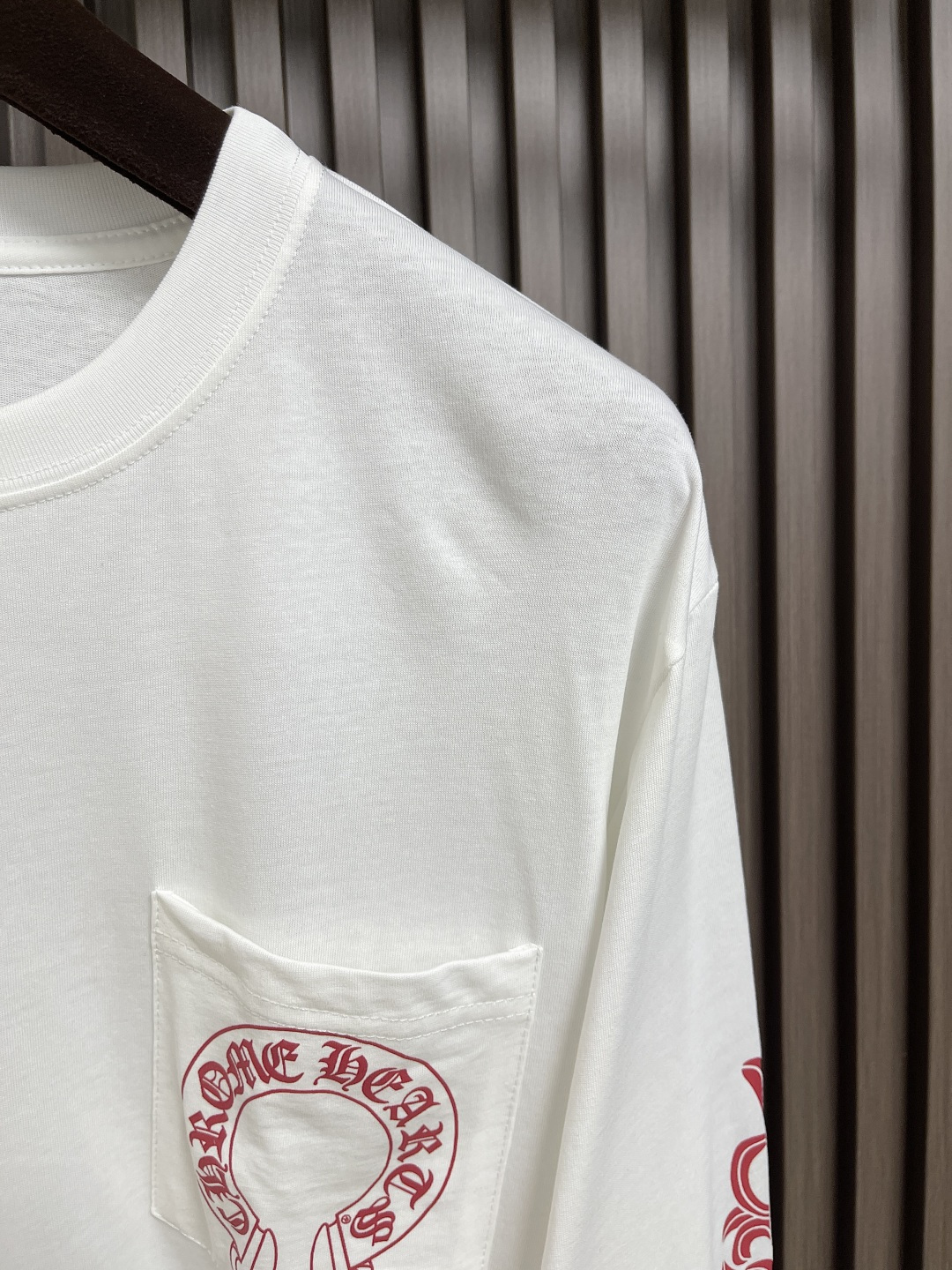 🛒🛒Come hearts CH 克罗心涂鸦字母限定梵文印花长袖T恤，领口袖口高克重螺纹，面料定织定染2