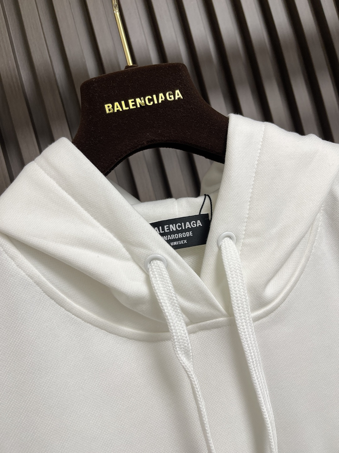 🛒🛒balenciaga 标识印花连帽卫衣，配置了高支数翻绒面料面料，卫衣面料高达430克，份量感十足，
