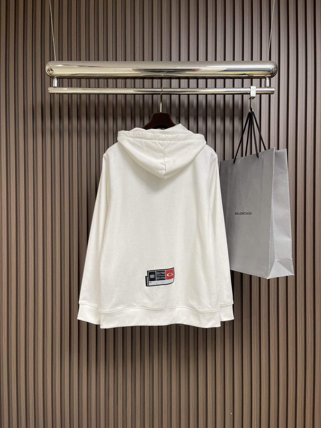 🛒🛒balenciaga 标识印花连帽卫衣，配置了高支数翻绒面料面料，卫衣面料高达430克，份量感十足，