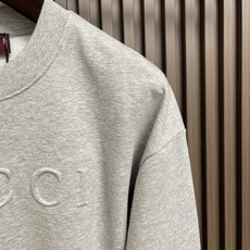 🛒🛒GUCCI 2025ss新款经典简约撞色胸前重工刺绣纯棉圆领卫衣,一贯风格,经典红白撞色,万针刺绣, 🛒🛒GUCCI 2025ss新款经典简约撞色胸前重工刺绣纯棉圆领卫衣,一贯风格,经典红白撞色,万针刺绣,