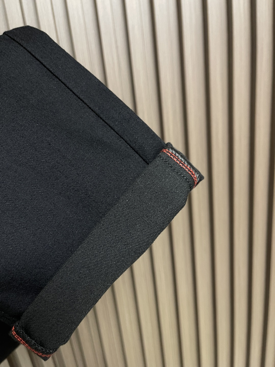 🛒🛒TF 2025FW早秋男士高端丹宁牛仔裤，系出名门，配色属于经典百搭的，色彩非常符合夏季的搭配需求，