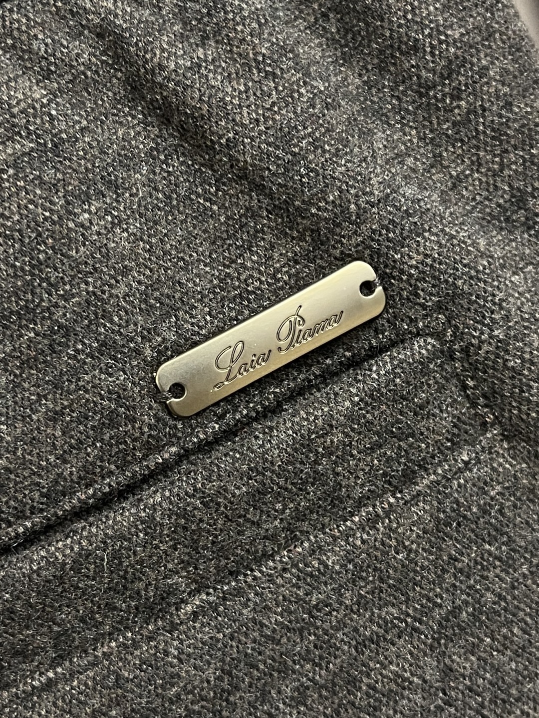 🛒🛒lP🆕 LoroPiana 秋冬新款男士直筒运动裤，混纺面料、三标齐、松紧腰抽绳、合体的裁剪、车线工