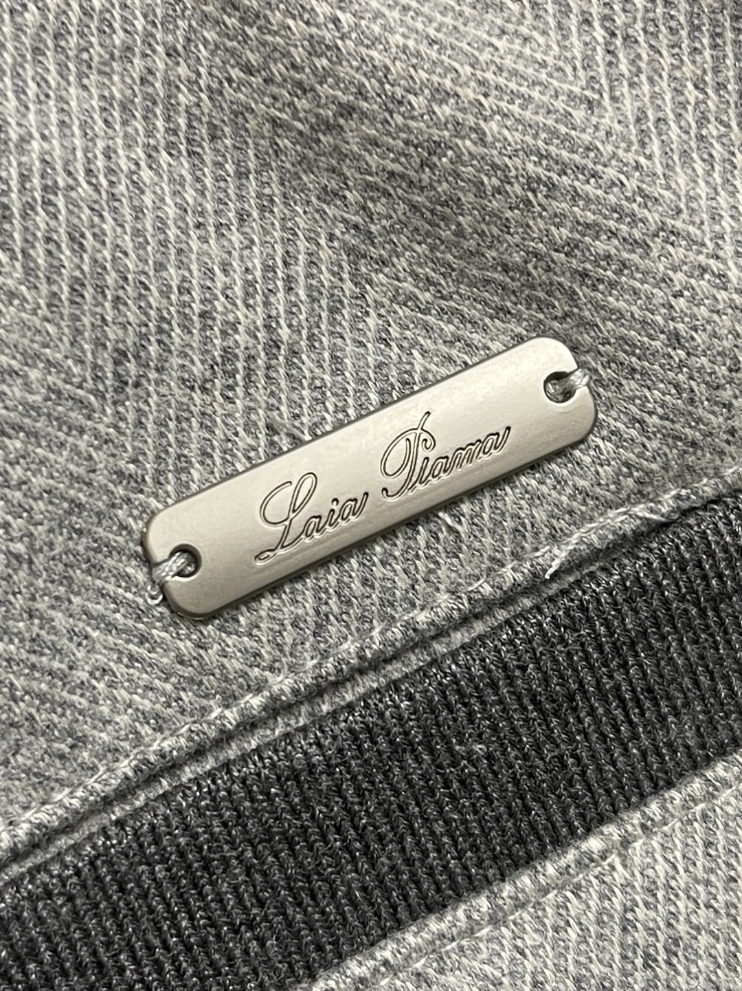 🛒🛒lP🆕 LoroPiana 2025SS 字母刺绣直筒运动裤,混纺面料、三标齐、松紧腰抽绳、合体的裁