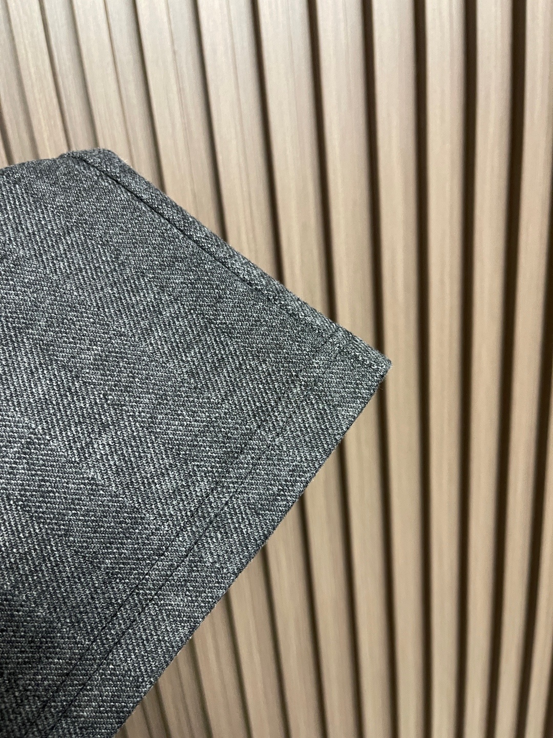 🛒🛒lP🆕 LoroPiana 2025SS 字母刺绣直筒运动裤,混纺面料、三标齐、松紧腰抽绳、合体的裁