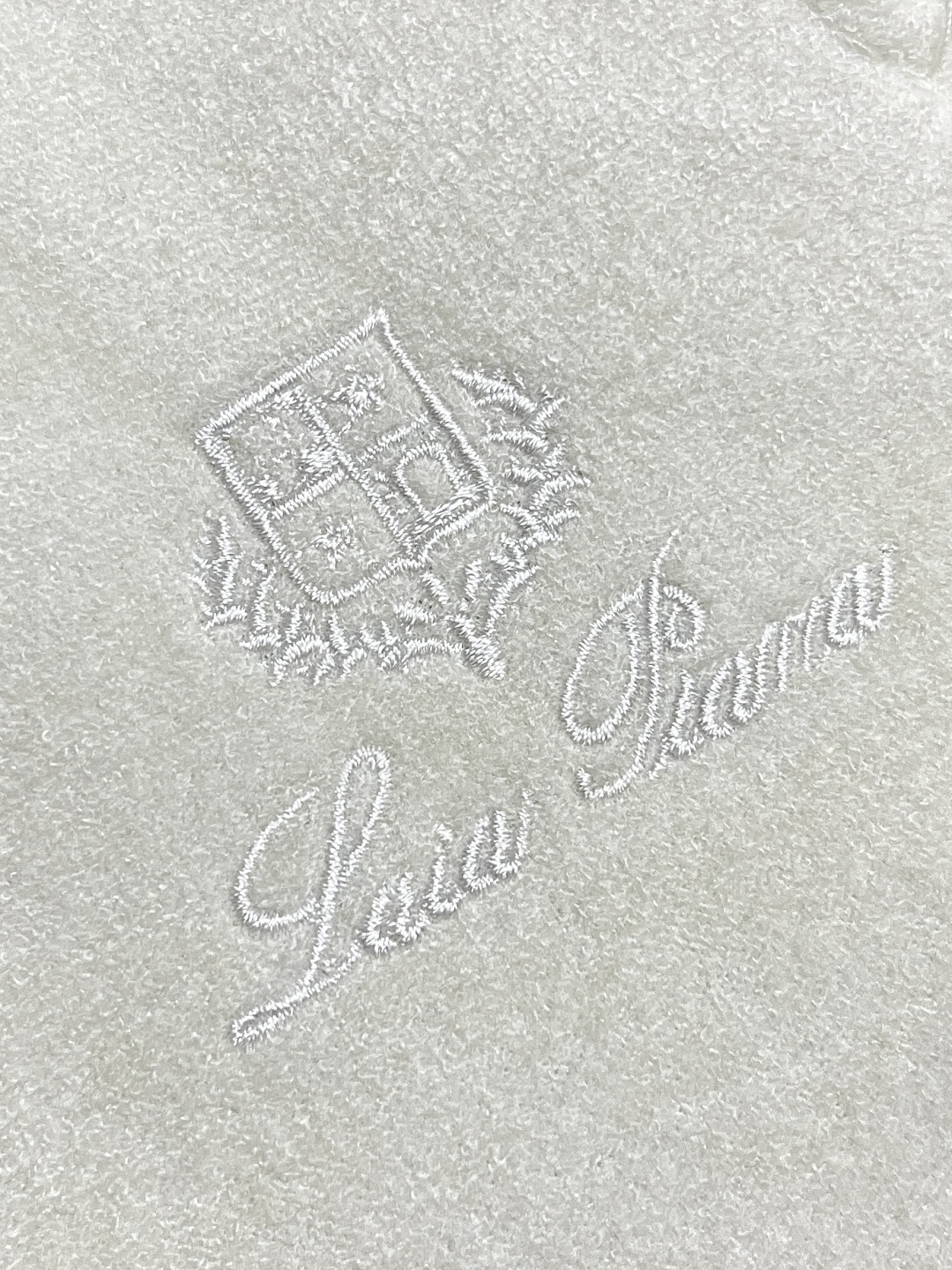 🛒🛒lP🆕 LoroPiana 秋冬新款男士直筒运动裤，混纺面料、三标齐、松紧腰抽绳、合体的裁剪、车线工