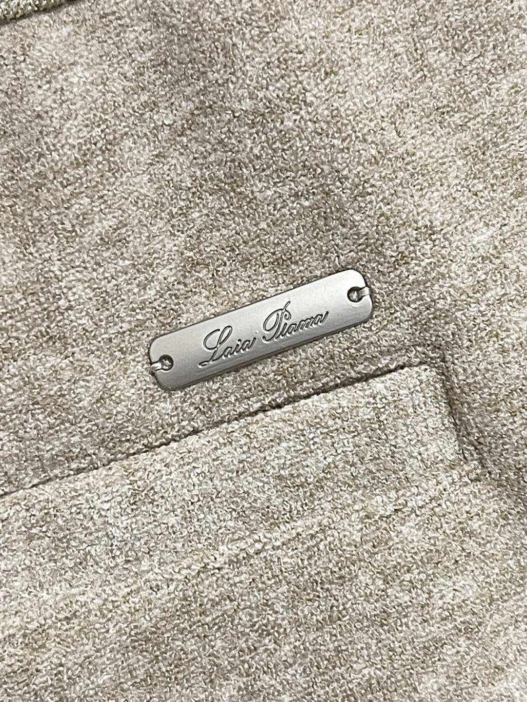 🛒🛒lP🆕 LoroPiana 秋冬新款男士直筒运动裤，混纺面料、三标齐、松紧腰抽绳、合体的裁剪、车线工