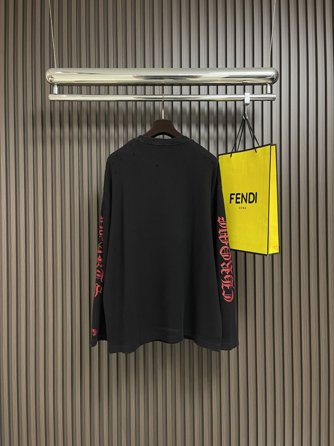 🛒🛒CH克罗心 华夫格破洞长袖T恤，面料采用280克全棉华夫格双层材质，印花采用成衣高温烫画。整体走线平