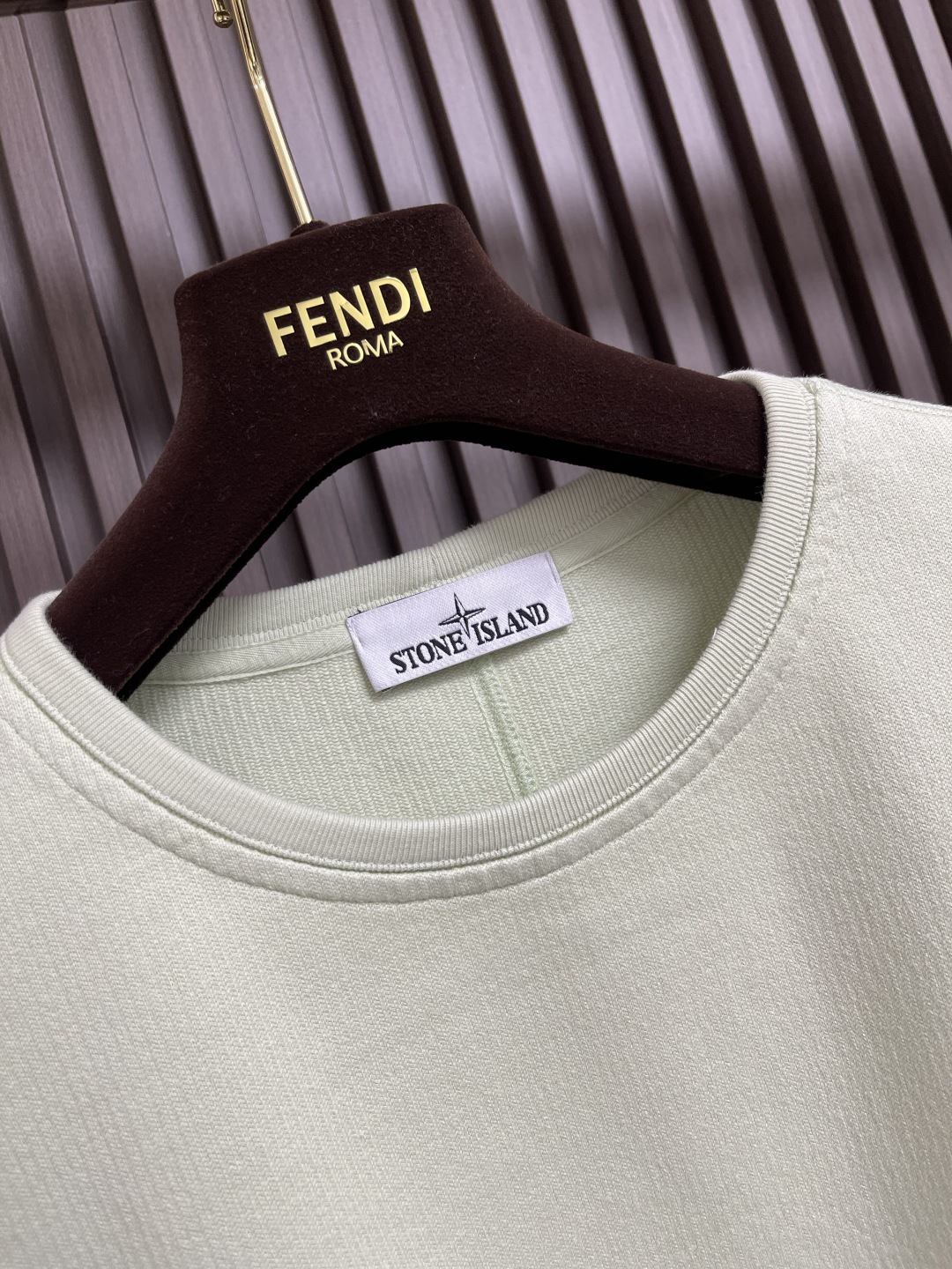 🛒🛒Stone Island 石头岛，罗盘经典小 logo 长袖 T恤，洗水消毛效果，采用进口260支欧