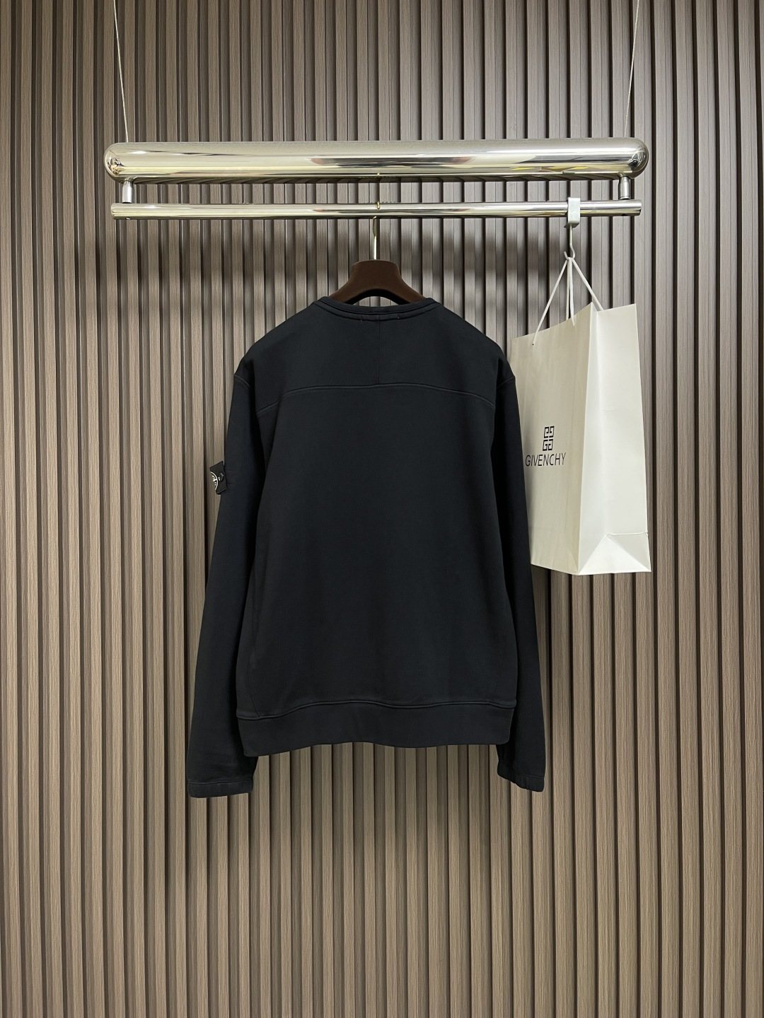 🛒🛒Stone Island 石头岛，罗盘经典小 logo 长袖 T恤，洗水消毛效果，采用进口260支欧