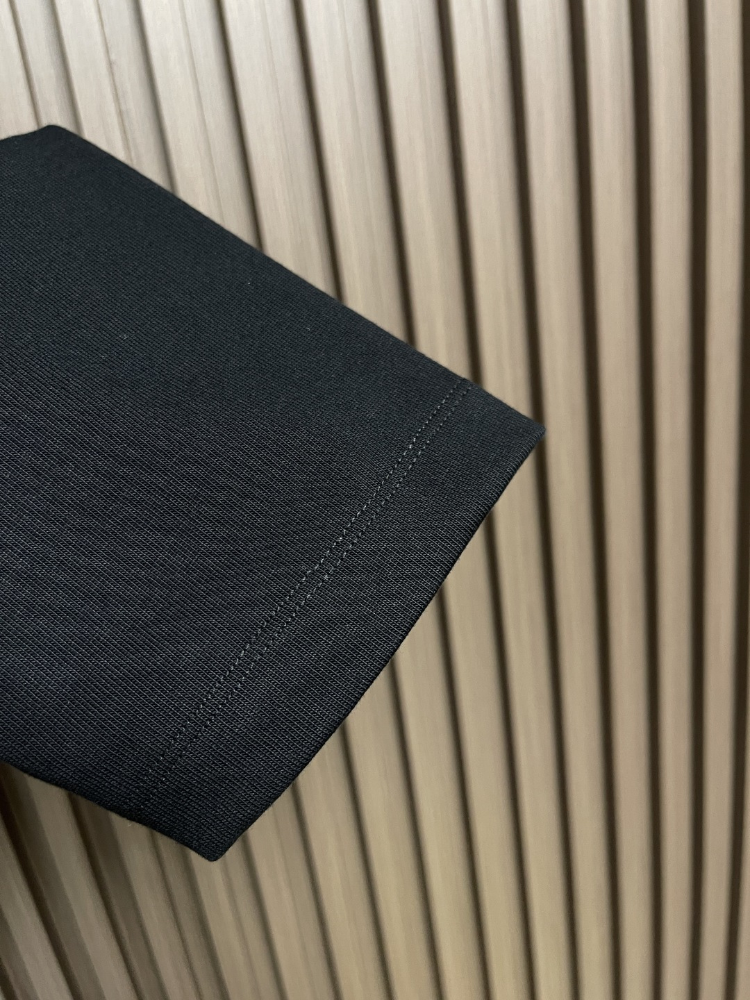 🛒🛒LOEWE 罗意威 2025ss新款圆领长袖T恤，定制全棉材质 亲肤柔软 弹力十足 圆领长袖裁剪 领