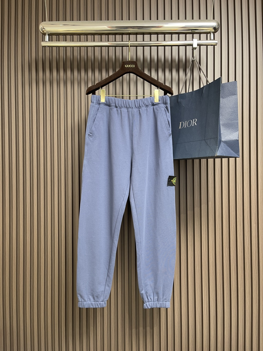 🛒🛒STONE ISLAND 石头岛2025ss秋冬新款束腿休闲裤，选用进口面料，柔软舒适有质感，原版五