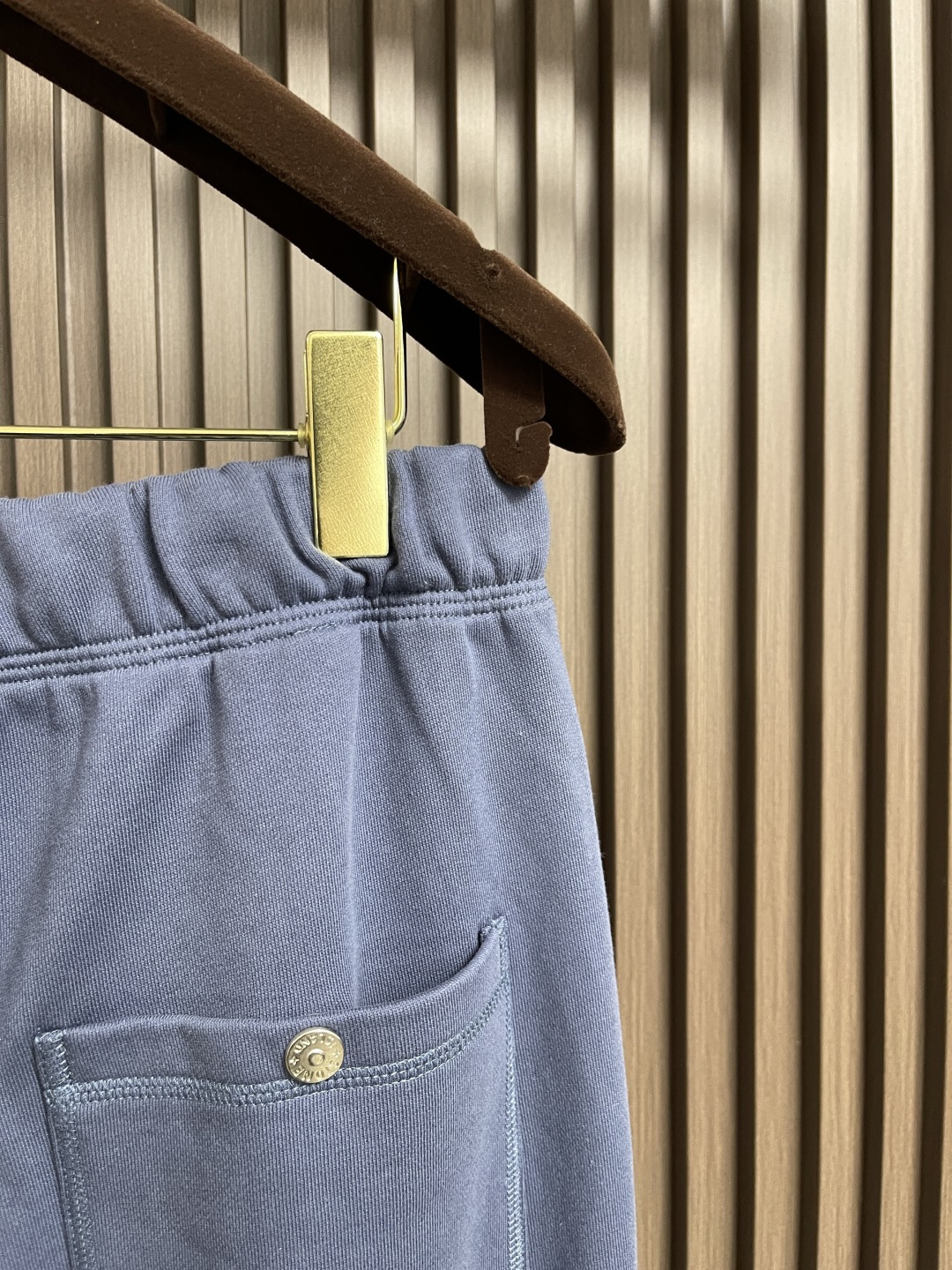 🛒🛒STONE ISLAND 石头岛2025ss秋冬新款束腿休闲裤，选用进口面料，柔软舒适有质感，原版五