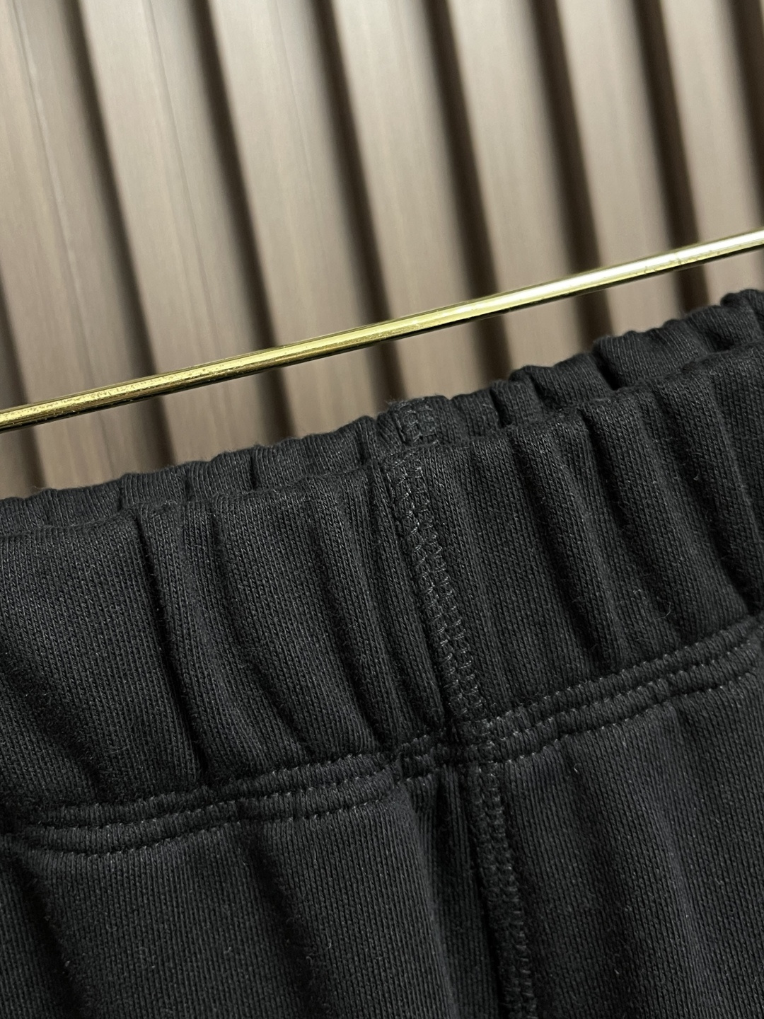 🛒🛒STONE ISLAND 石头岛2025ss秋冬新款束腿休闲裤，选用进口面料，柔软舒适有质感，原版五