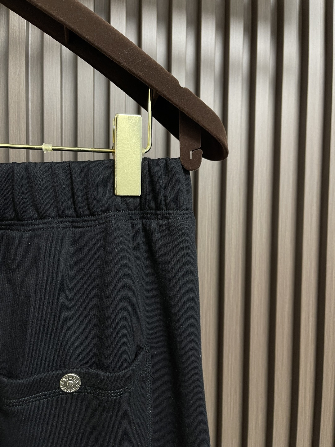 🛒🛒STONE ISLAND 石头岛2025ss秋冬新款束腿休闲裤，选用进口面料，柔软舒适有质感，原版五