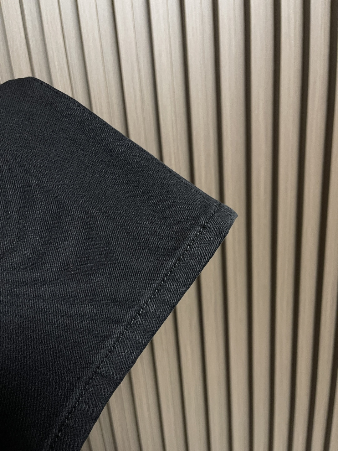 🛒🛒lP🆕 LoroPiana 水洗牛仔裤 肉眼可见的利落裁剪，直筒修身款裤型！100%定织定染牛仔丹宁