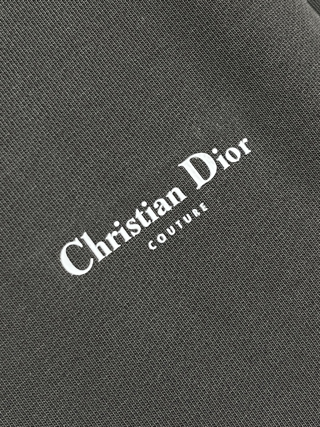 🛒🛒Dior Heritage人像印花套头圆领卫衣，定制定染黯雅双股棉质绒感料 质感卓越 舒适贴肤 以深