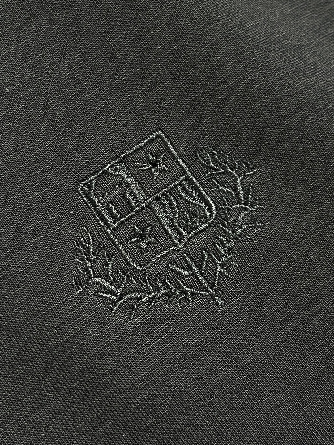 🛒🛒lP🆕 LoroPiana V翻领口男士针织长袖POLO衫 品质控推荐 经典百搭 不挑人 年年爆款 