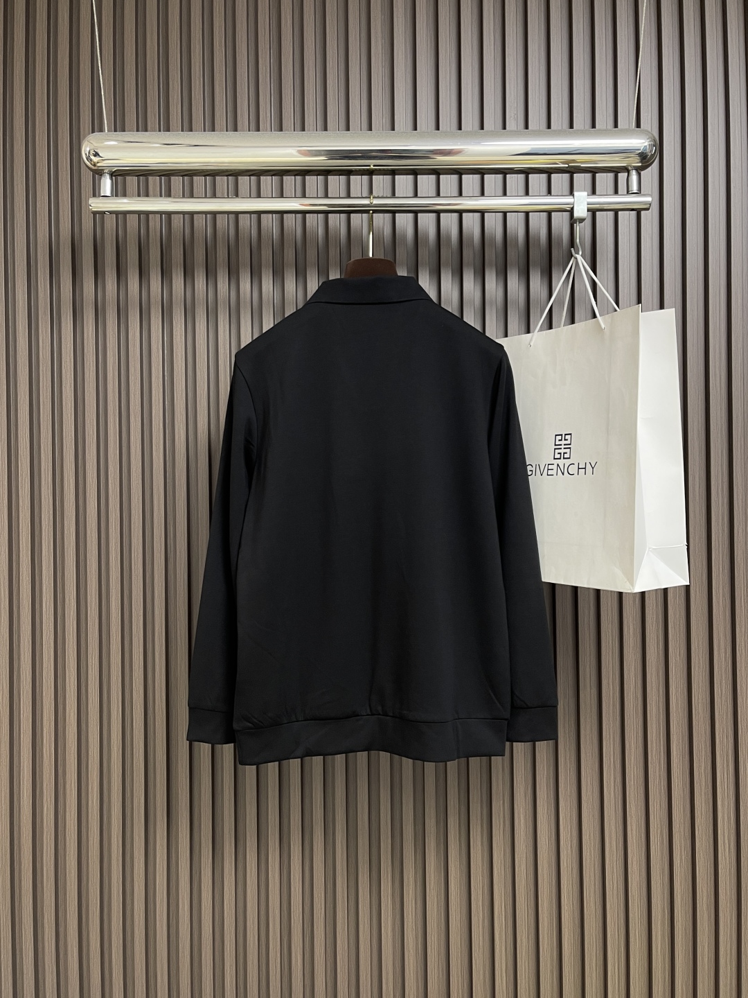 🛒🛒lP🆕 LoroPiana V翻领口男士针织长袖POLO衫 品质控推荐 经典百搭 不挑人 年年爆款 
