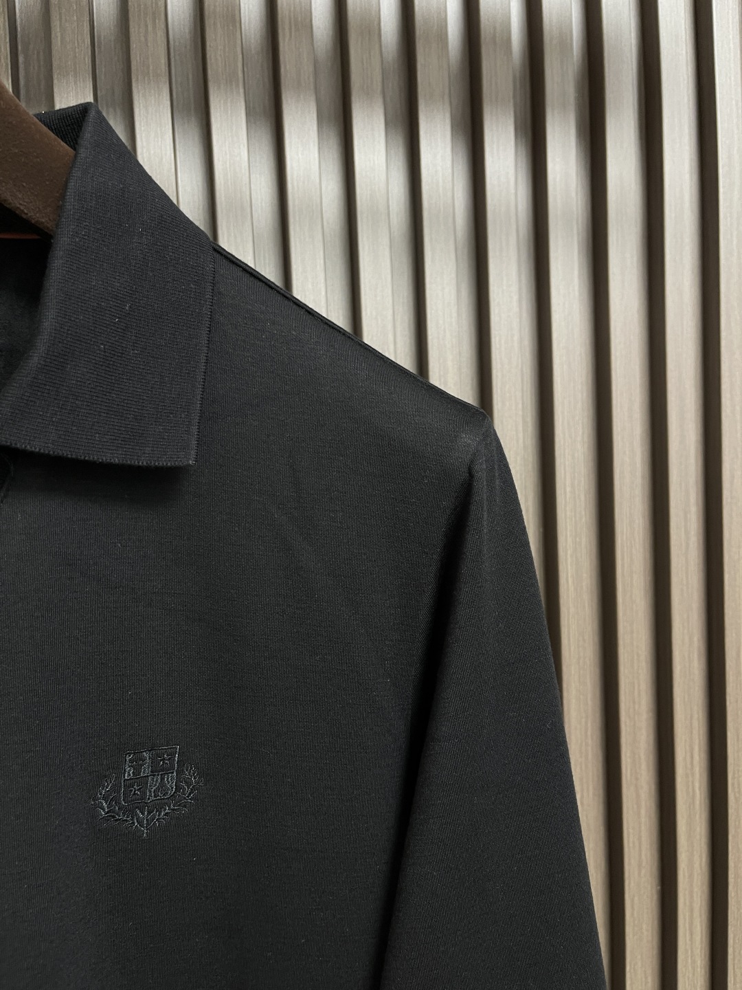 🛒🛒lP🆕 LoroPiana V翻领口男士针织长袖POLO衫 品质控推荐 经典百搭 不挑人 年年爆款 