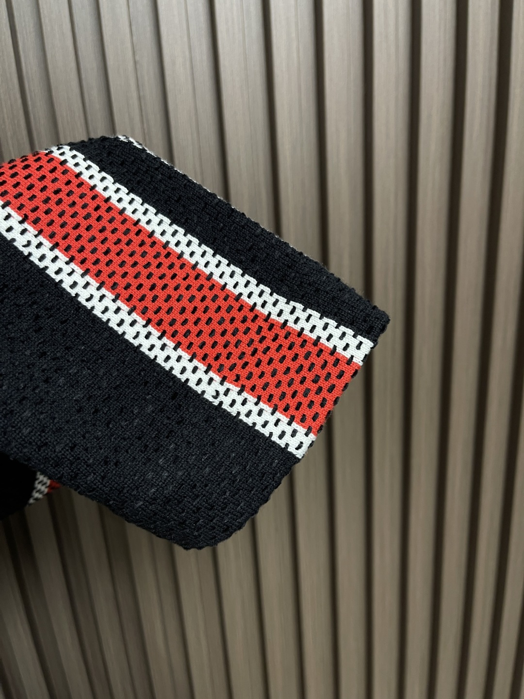 🛒🛒LV x Nigo 波点图案针织外套，采用YB定制进口纯棉面料，亲肤性极佳贴身穿也毫无负担，带来极致