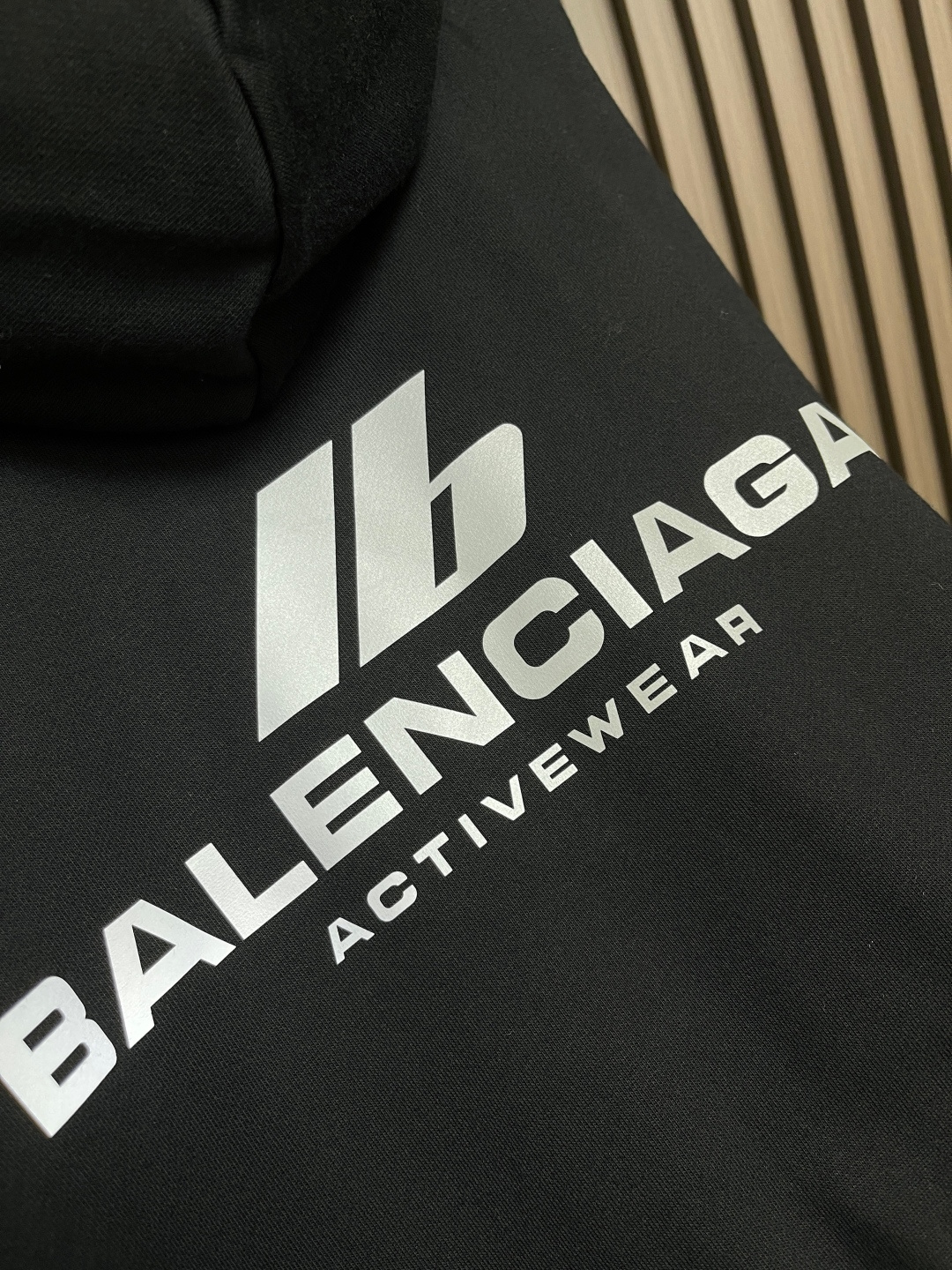 🛒🛒Balenciaga logo标识印花拉链连帽卫衣，配置了高支数翻绒面料面料，卫衣面料高达430克，