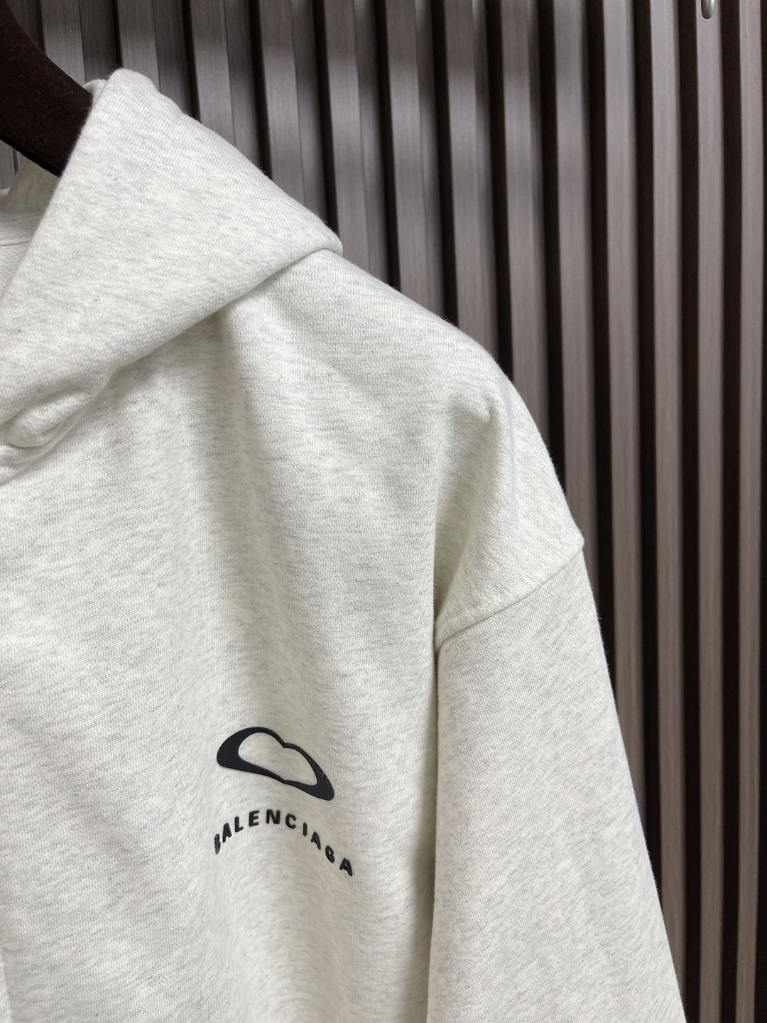 🛒🛒Balenciaga logo标识印花拉链连帽卫衣，配置了高支数翻绒面料面料，卫衣面料高达430克，