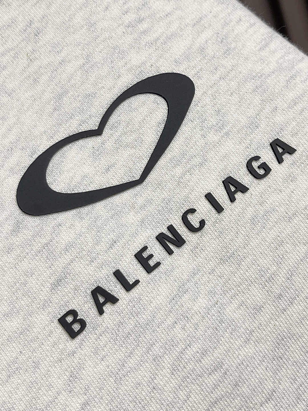 🛒🛒Balenciaga logo标识印花拉链连帽卫衣，配置了高支数翻绒面料面料，卫衣面料高达430克，