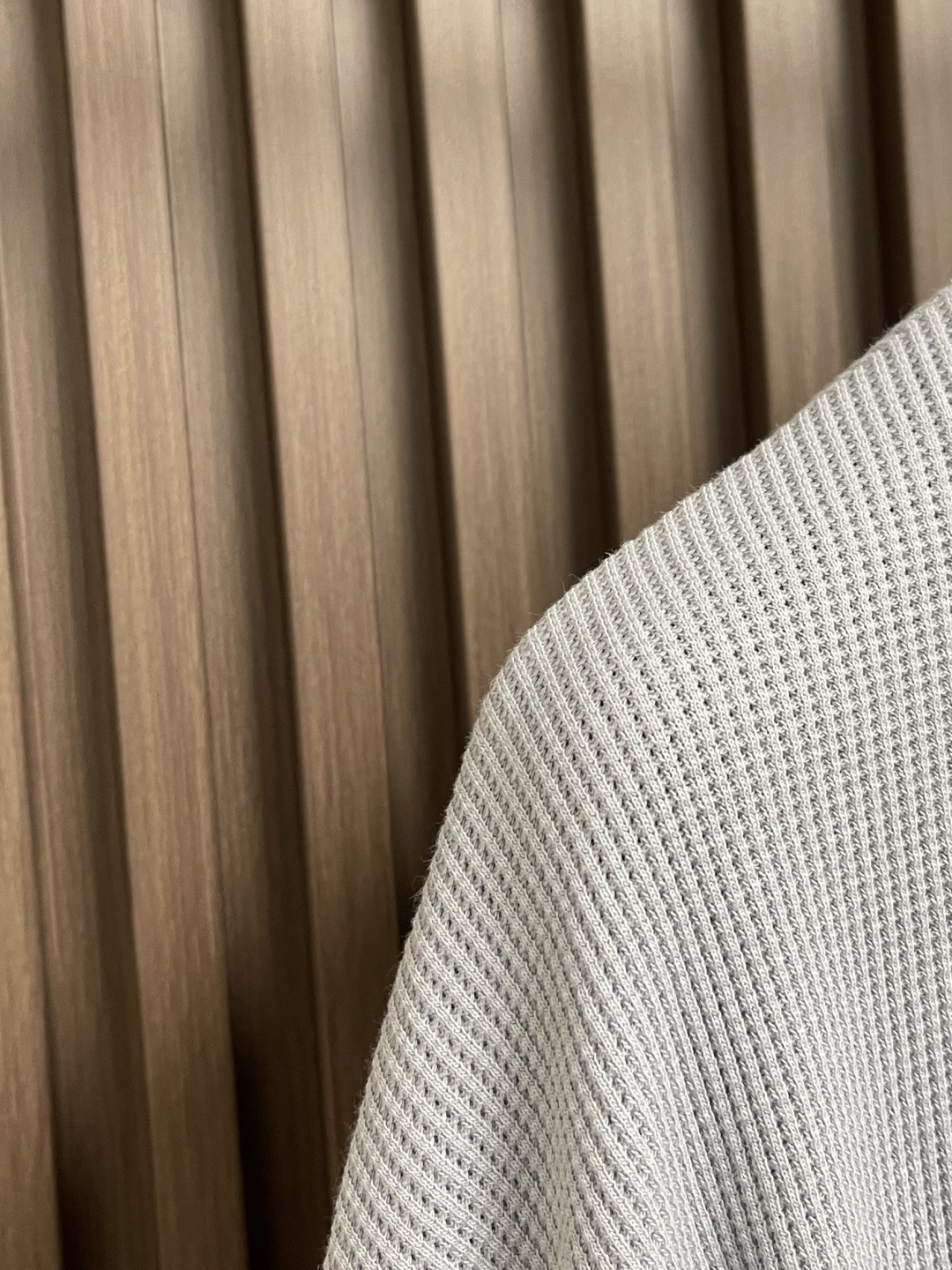 🛒🛒MM6 结构型几何剪裁拼接设计套头卫衣 极简风 没有LOGO的堆砌 穿着更注重自我感受为主的设计 修