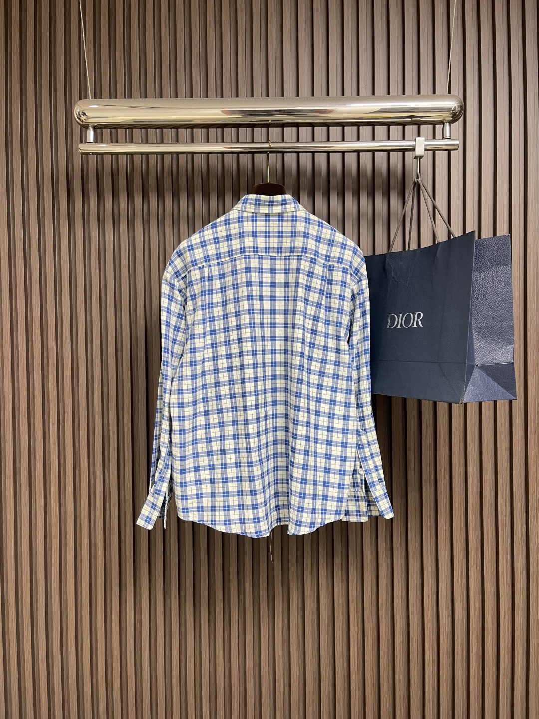 🛒🛒vivienne westwood 西太后格纹长袖衬衫，属于有款有型有设计的完美款，轻松满足各位所有