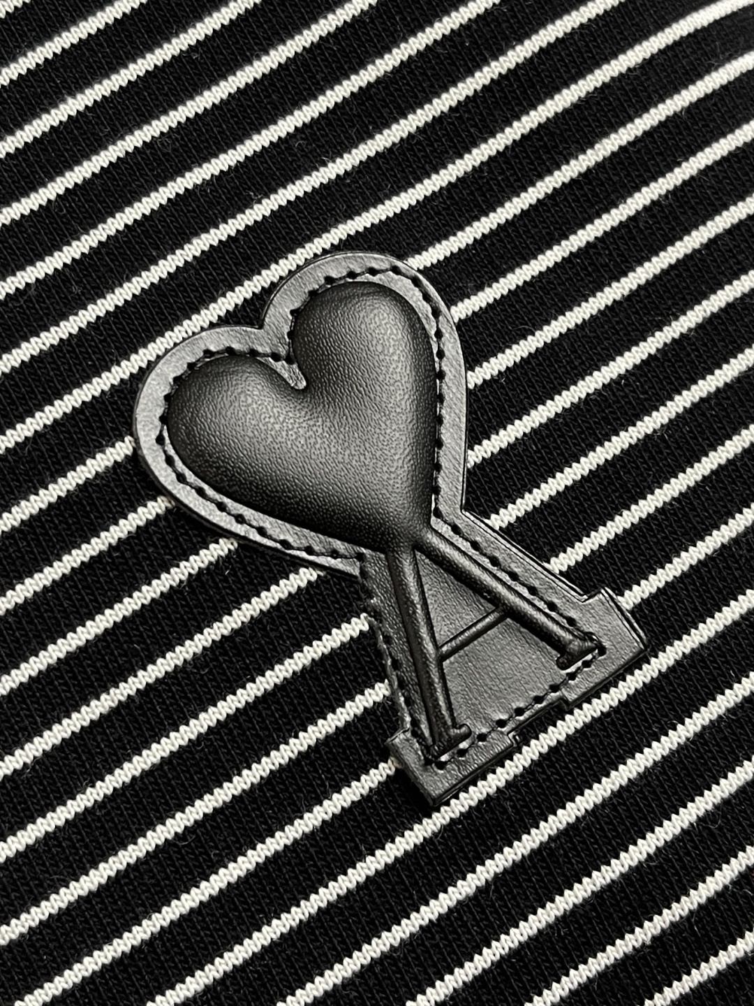 🛒🛒ami 2025ss秋季新款 经典小爱心条纹长袖针织t恤，240g新疆长绒棉顶级双纱！100％实重2