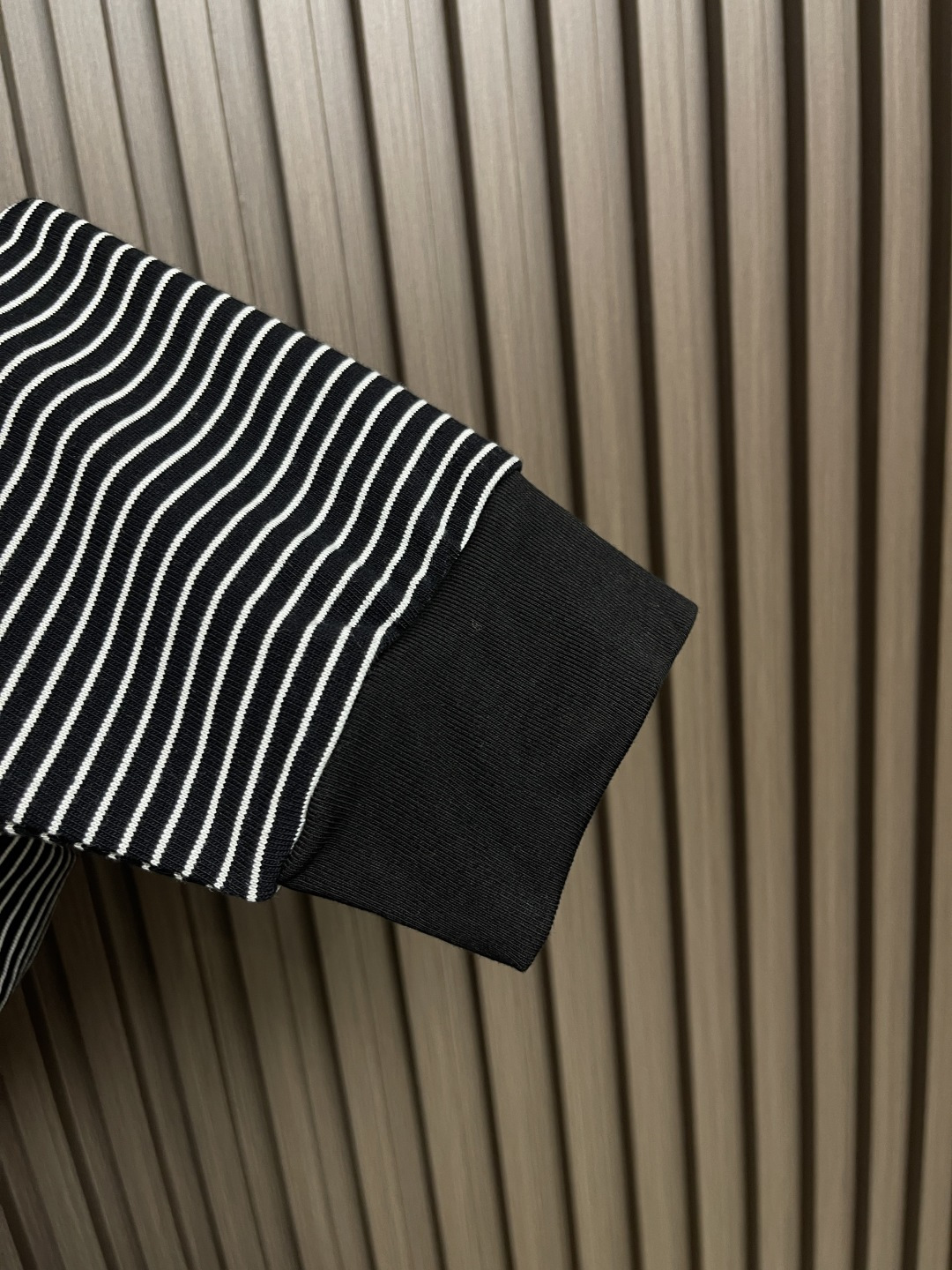 🛒🛒ami 2025ss秋季新款 经典小爱心条纹长袖针织t恤，240g新疆长绒棉顶级双纱！100％实重2