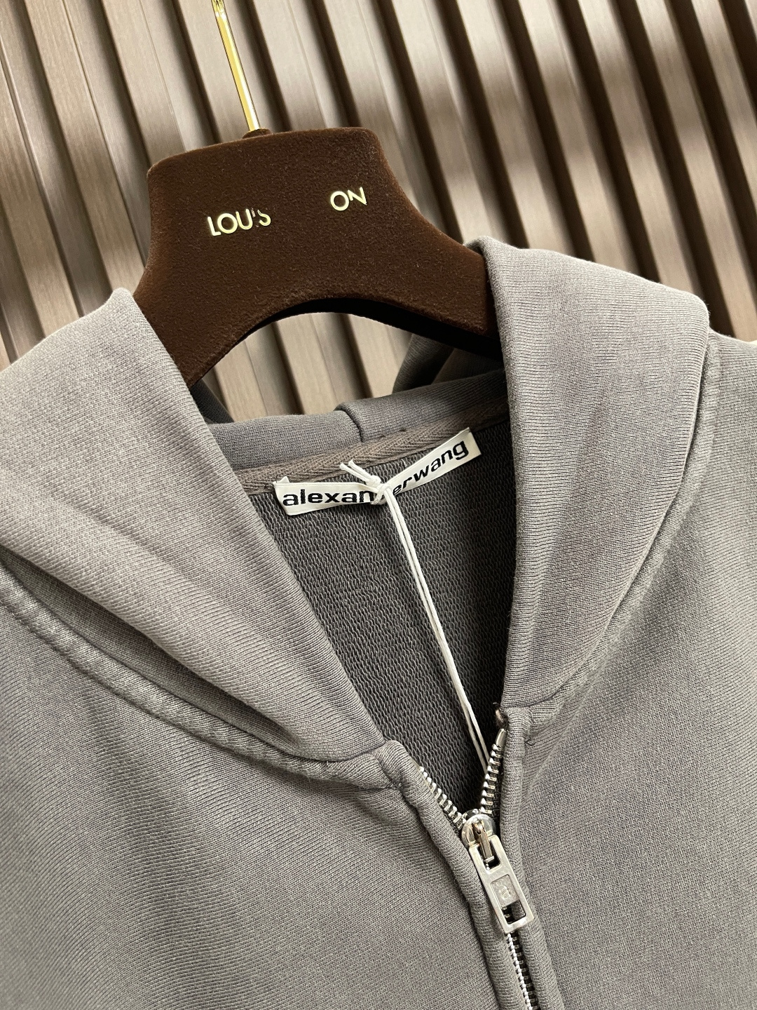 🛒🛒Alexanderwang亚历山大王 中性做旧连帽外套，定制520克全棉毛圈，男女同款连帽外套。成衣