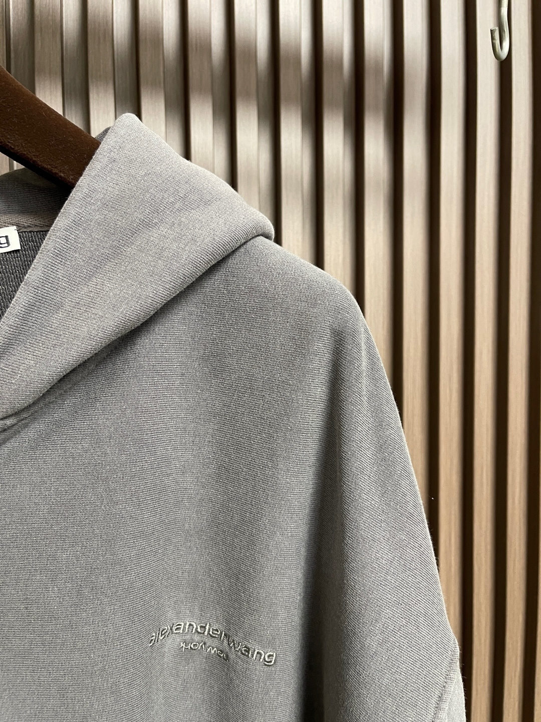 🛒🛒Alexanderwang亚历山大王 中性做旧连帽外套，定制520克全棉毛圈，男女同款连帽外套。成衣