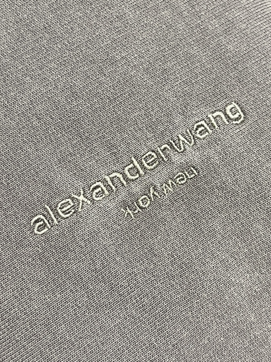 🛒🛒Alexanderwang亚历山大王 中性做旧连帽外套，定制520克全棉毛圈，男女同款连帽外套。成衣