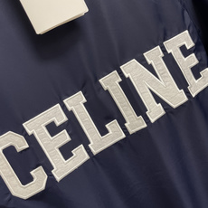 🛒🛒Celine 2025FW早秋新品学院风棒球服,前胸的巨型白色 🛒🛒Celine 2025FW早秋新品学院风棒球服,前胸的巨型白色