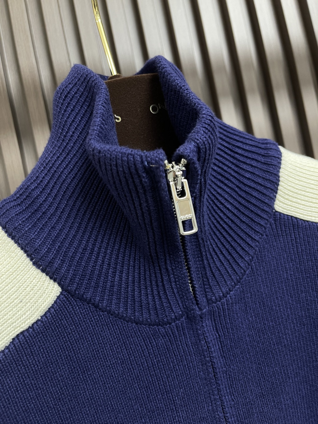 🛒🛒GUCCI 2025SS Gart系列毛织拉链外套，拼接毛织拉链外套 袖口自带logo刺绣 定制面料