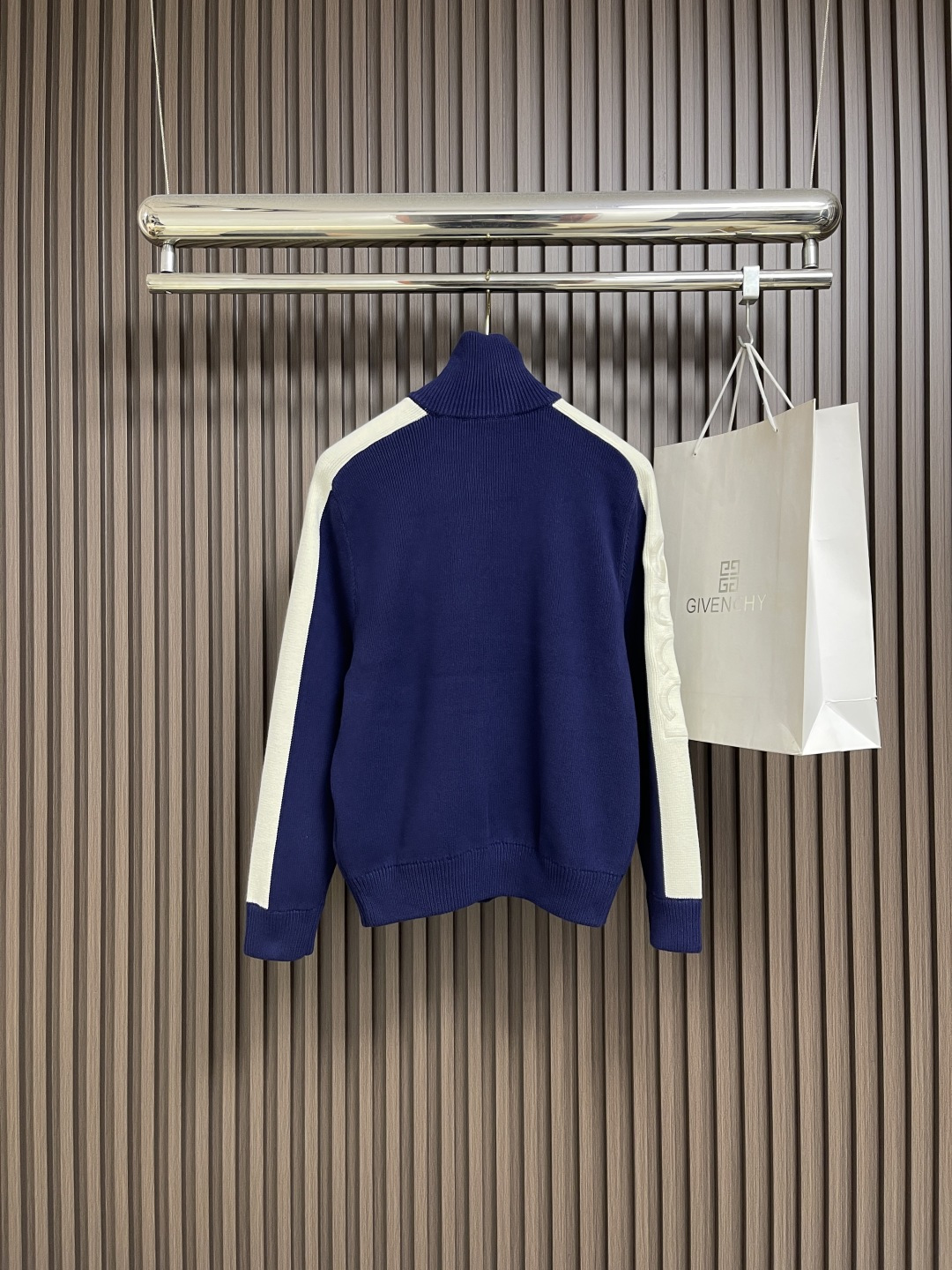 🛒🛒GUCCI 2025SS Gart系列毛织拉链外套，拼接毛织拉链外套 袖口自带logo刺绣 定制面料