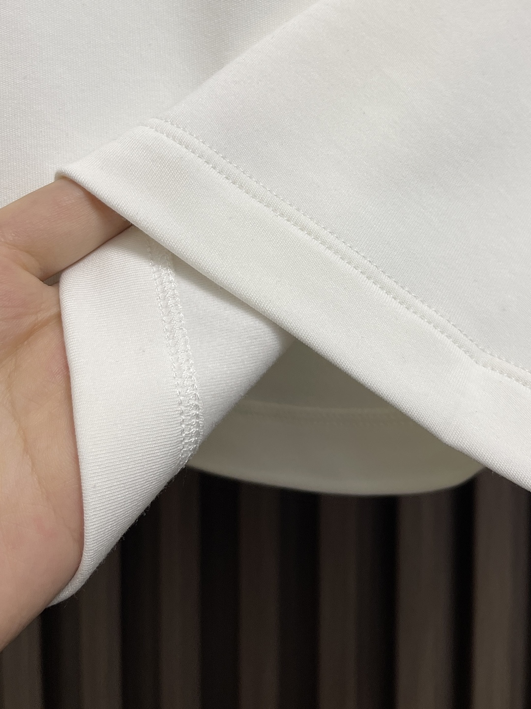 🛒🛒HERMES 2025SS秋冬圆领长袖T恤，氨丝光磨毛，时尚logo刺绣！氨面料上身舒适爽滑，纯棉精