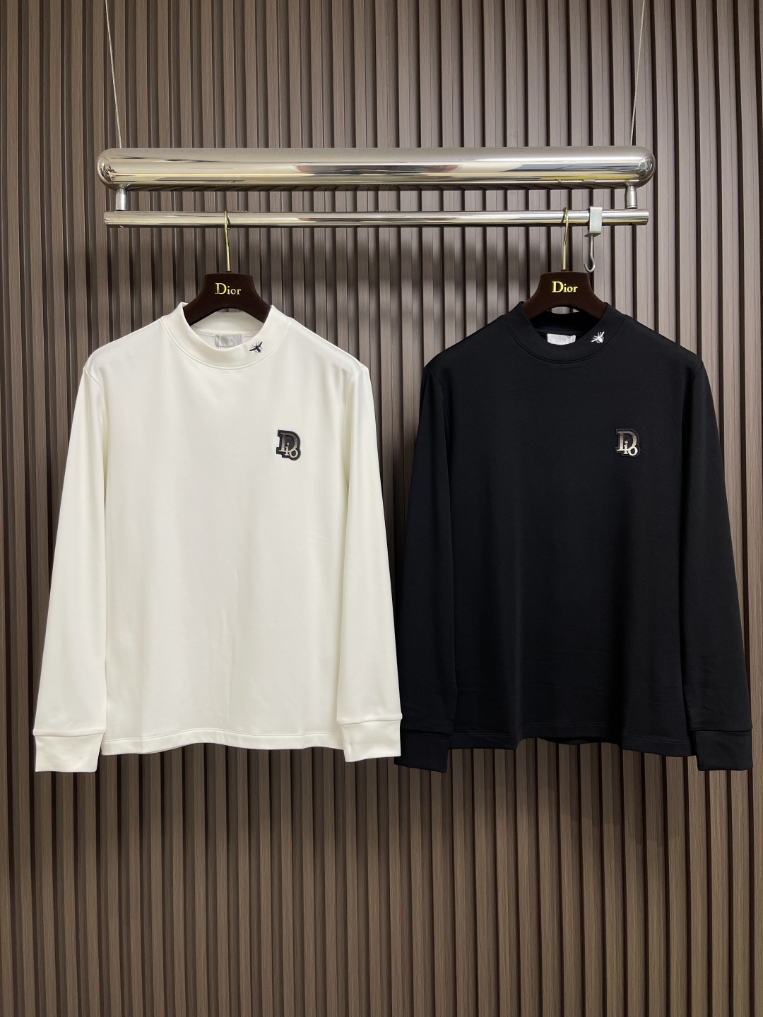 🛒🛒Dior 2025ss早秋新款logo刺绣标识长袖t恤，定制260g全棉双纱紧密爽滑面料，布面干净，