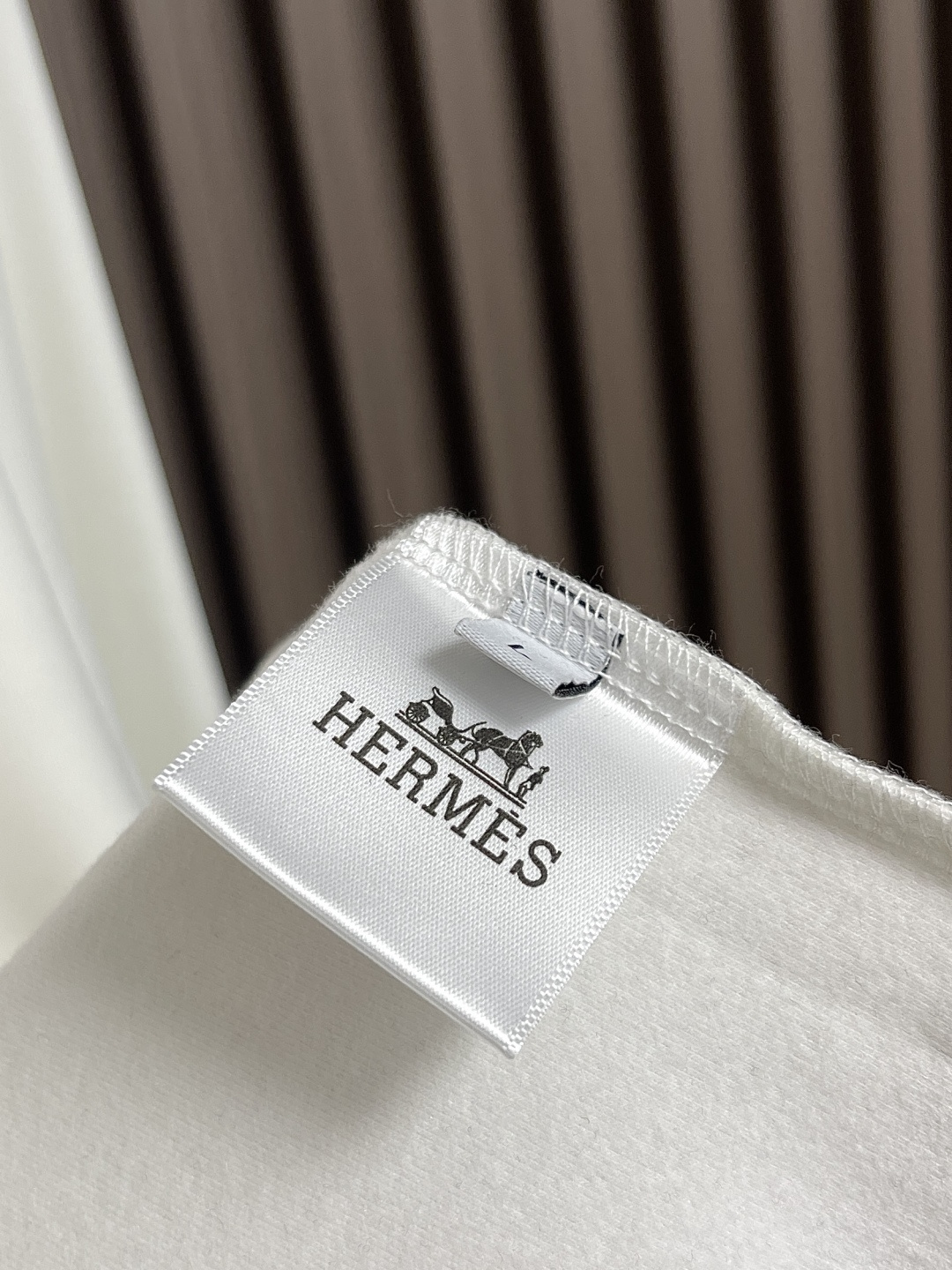 🛒🛒HERMES 2025SS秋冬圆领长袖T恤，氨丝光磨毛，时尚logo刺绣！氨面料上身舒适爽滑，纯棉精