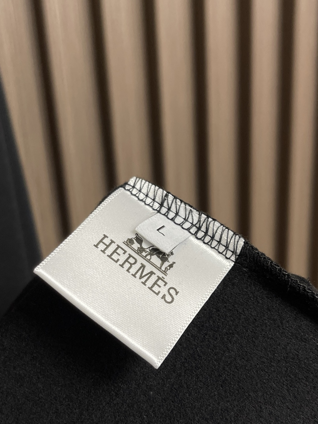 🛒🛒HERMES 2025SS秋冬圆领长袖T恤，氨丝光磨毛，时尚logo刺绣！氨面料上身舒适爽滑，纯棉精