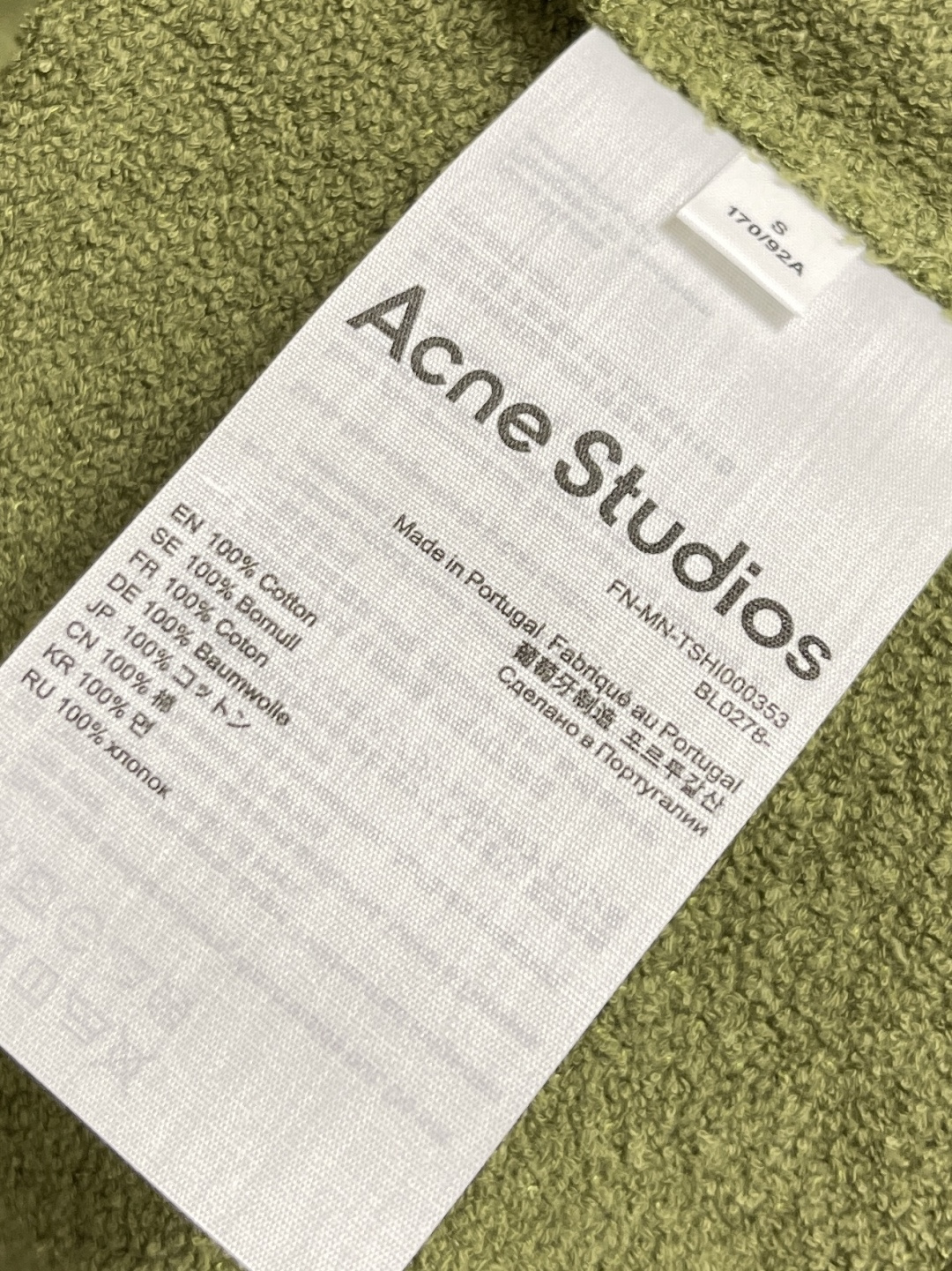 🛒🛒Acne Studios 2025SS印花做旧拉链卫衣外套，专机织造高克重毛圈结构，确保挺括性与垂感