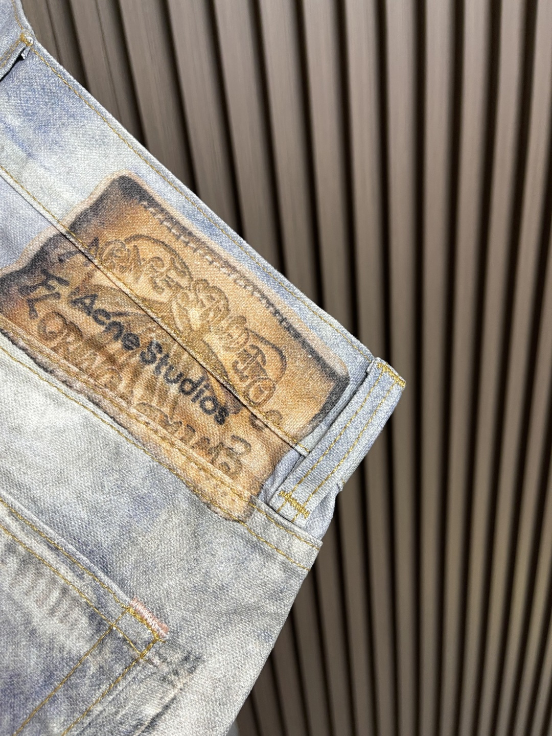 🛒🛒Acne Studios 3D打印印花假两件做旧牛仔裤，磨毛无弹面料，才能出得来3D的效果，前前后后