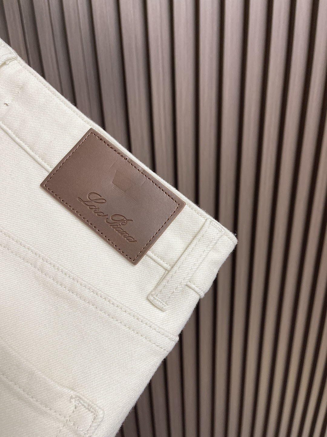 🛒🛒lP🆕 LoroPiana 2025SS秋季新品休闲裤，休闲裤作为随时随地男人都能穿搭的时尚单品，简