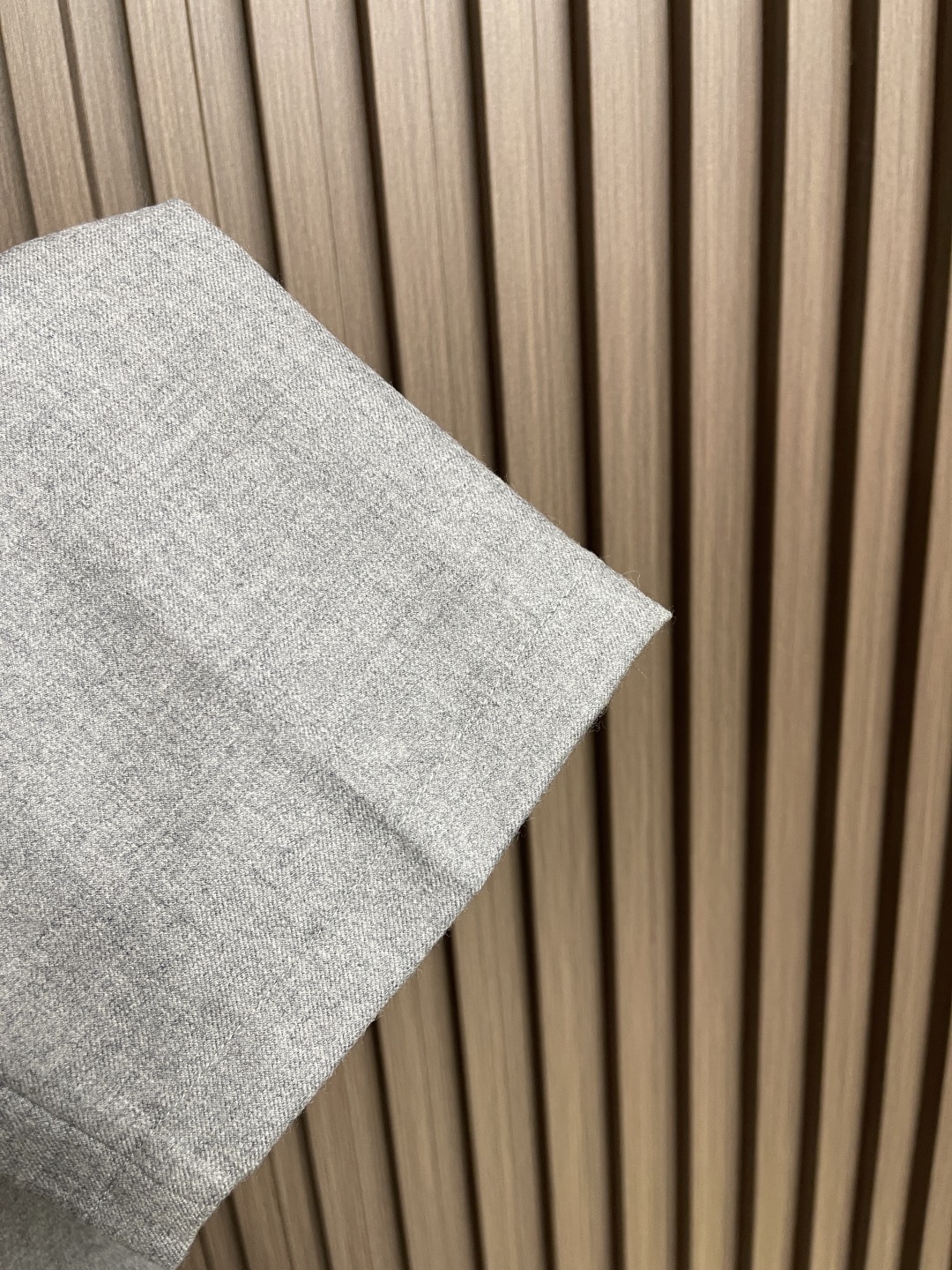 🛒🛒lP🆕 LoroPiana 2025秋冬新款休闲羊毛裤 休闲裤作为随时随地男人都能穿搭的时尚单品，简