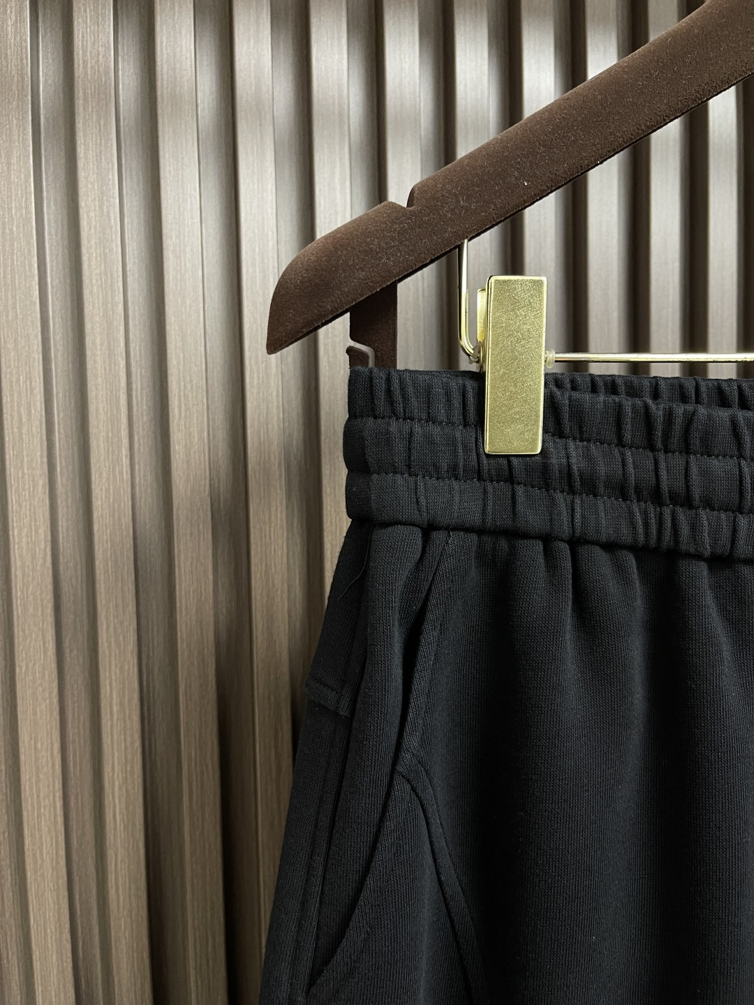 🛒🛒Balenciaga 2025SS早秋新款直筒休闲卫裤，简约时尚新款定制面料，身穿手感舒适 低调不失