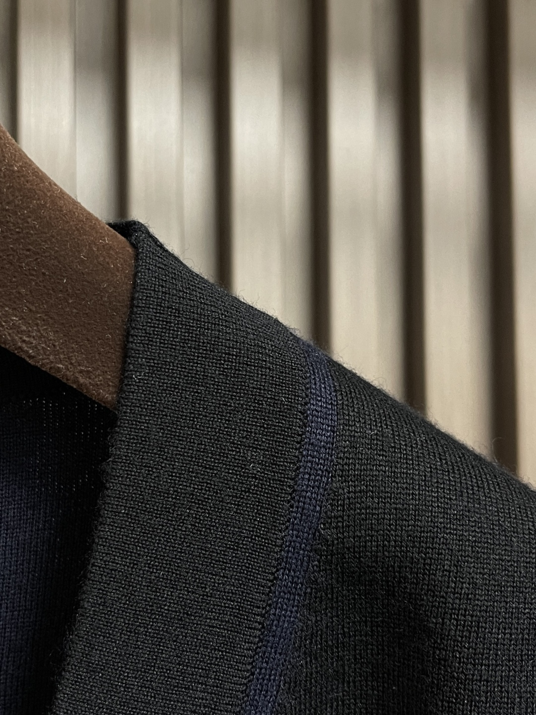 🛒🛒lP🆕 LoroPiana 2025SS秋冬新款v领羊毛开衫，整体定织定染100％进口美丽奴羊毛面料