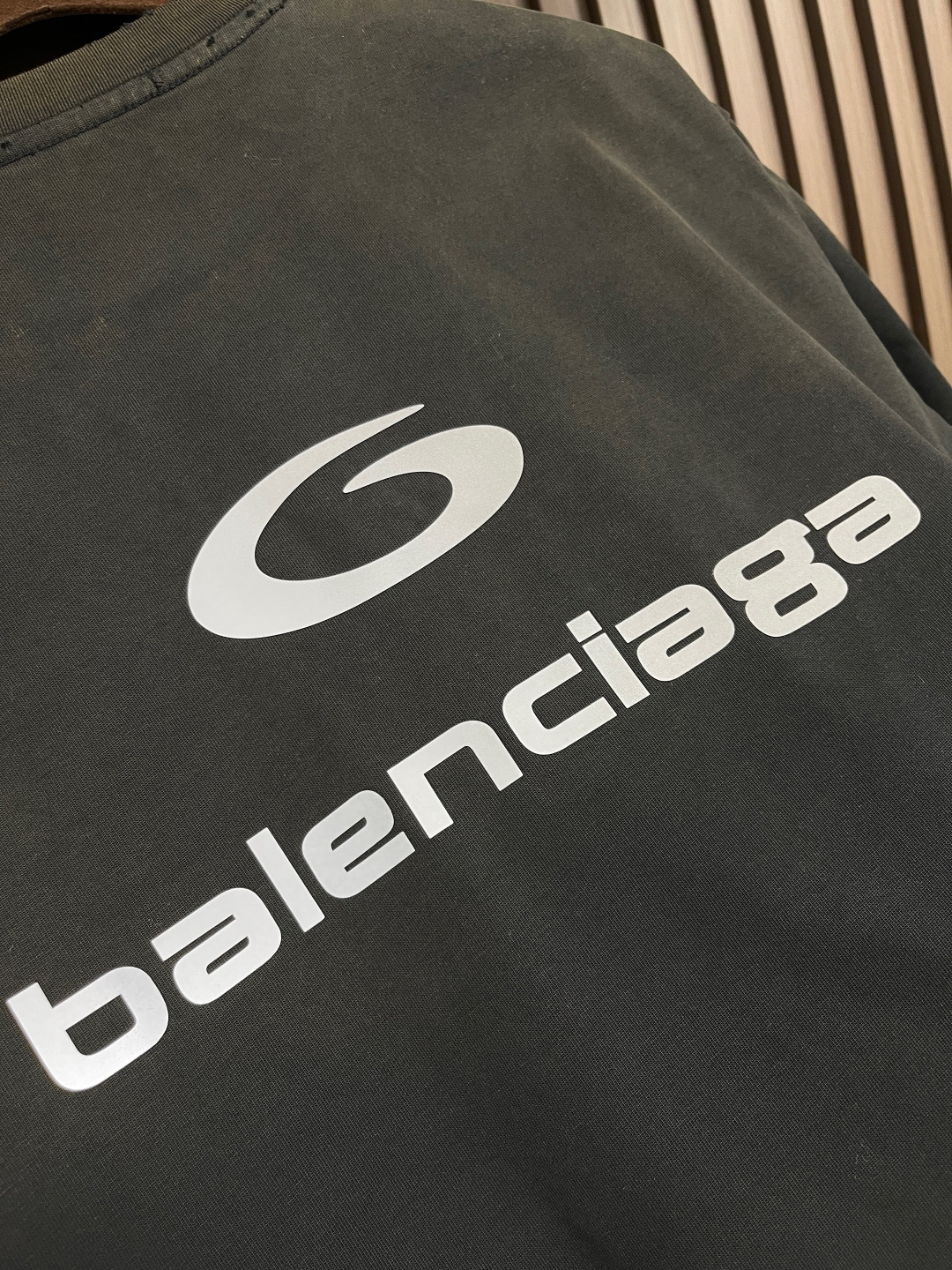 🛒🛒BALENCIAGA 复古短袖T恤，定织面料工艺洗水处理 高克重300克面料 质感十足 布面干净 柔