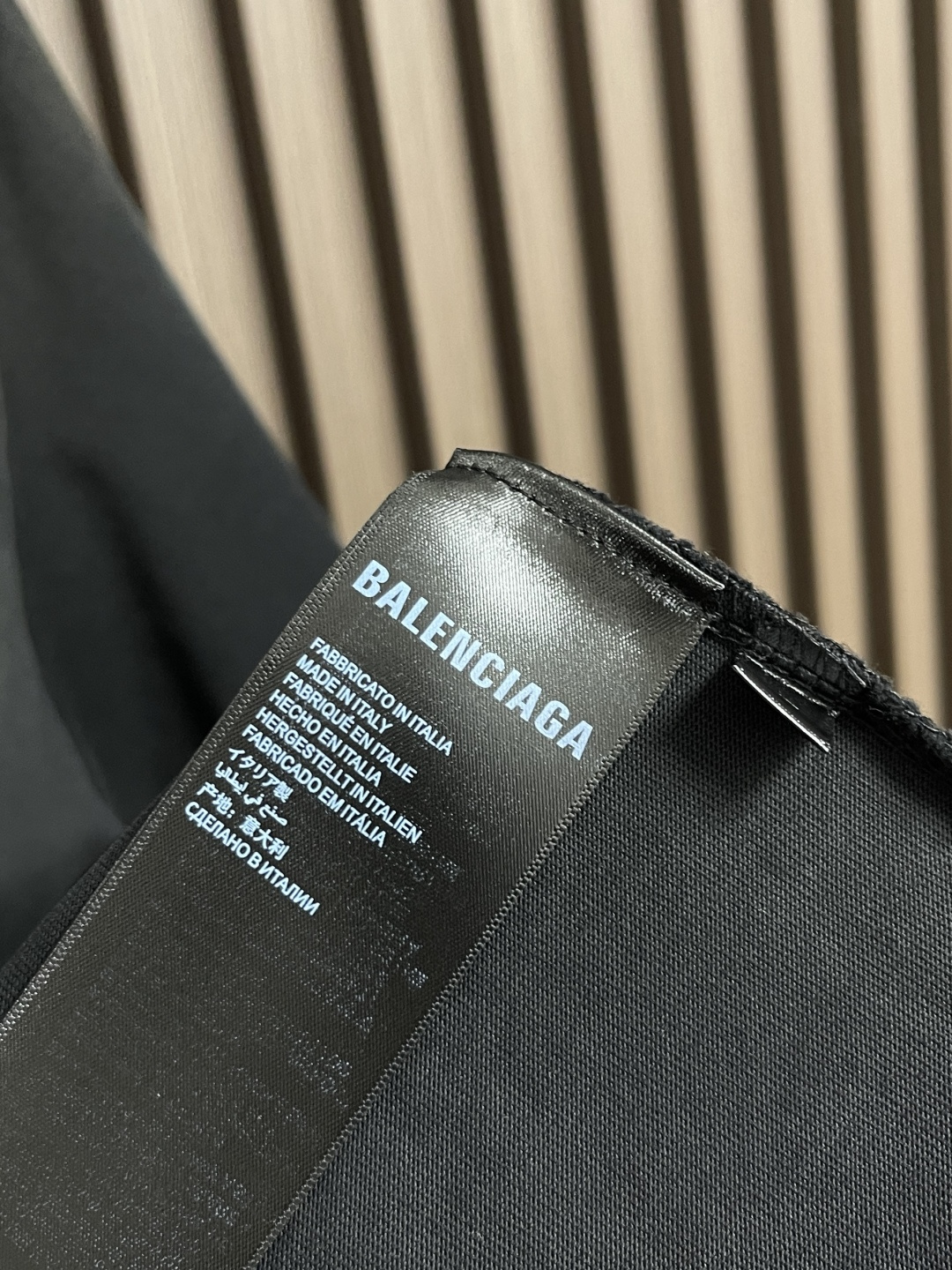 🛒🛒BALENCIAGA 复古短袖T恤，定织面料工艺洗水处理 高克重300克面料 质感十足 布面干净 柔